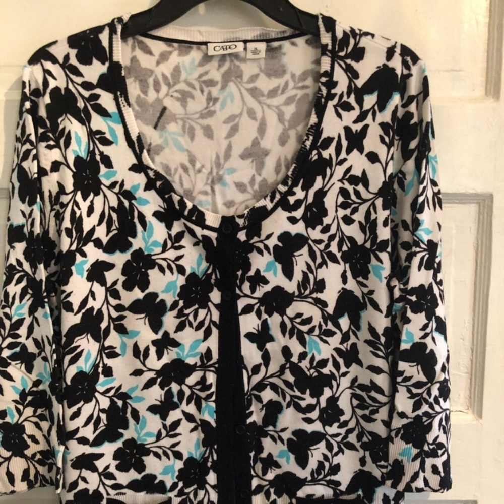 Aqua and black 3/4 length cardigan.